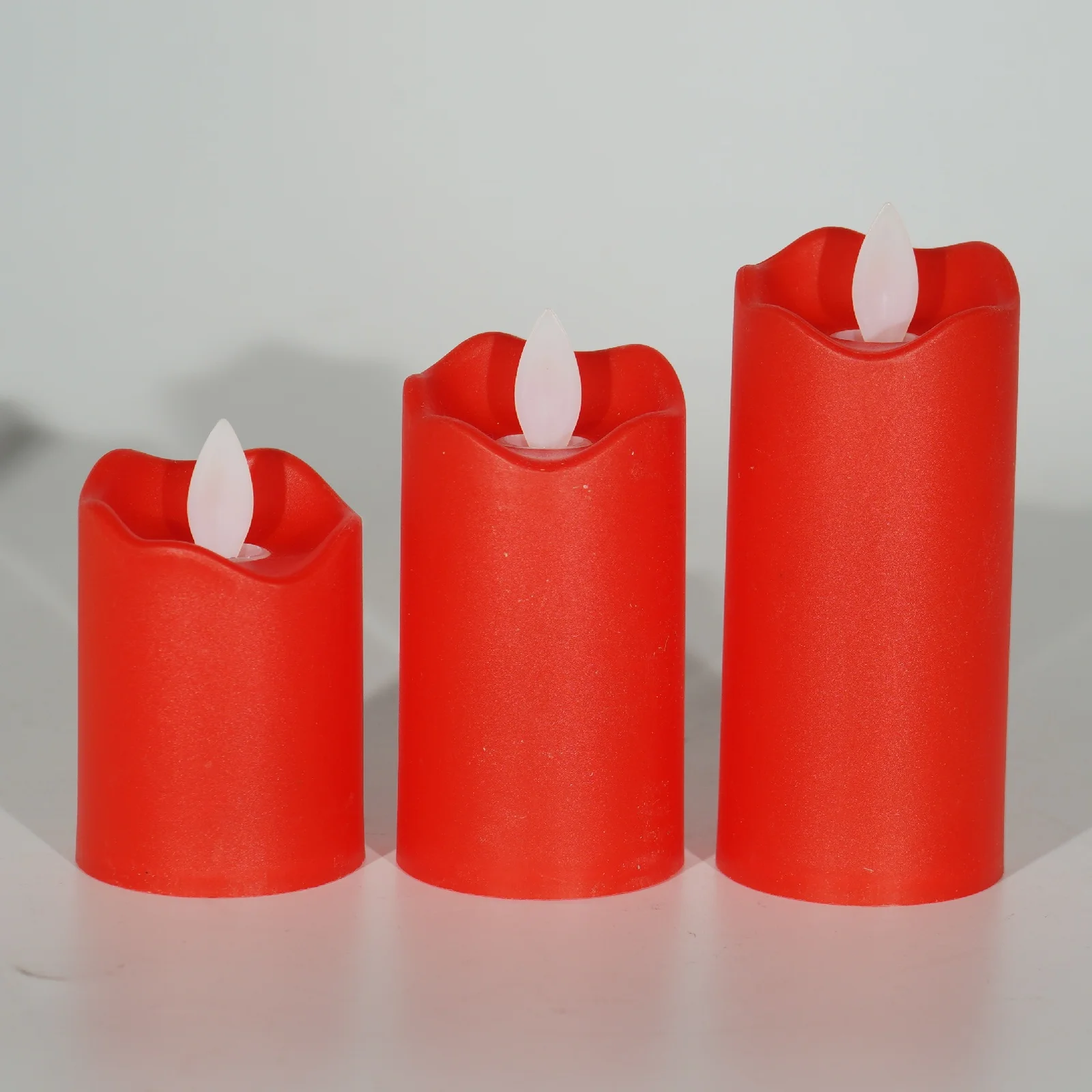 Wholesale Decorative Plastic LED Flameless Candles for Party Centerpiece
